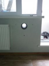 Отверстие в плитке вентилируемого фасада со снятием и восстановлением (при наличии возможности)