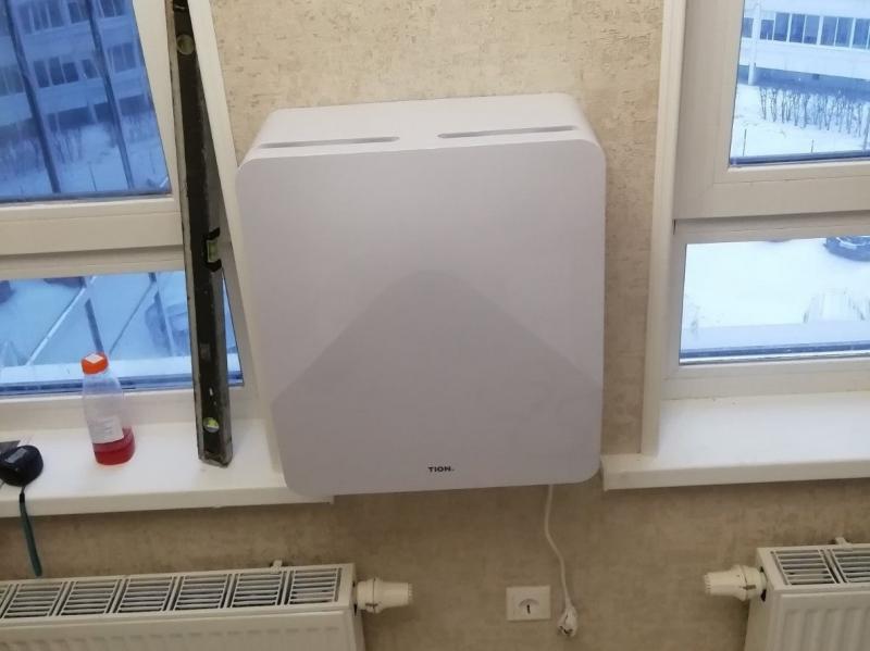 Установка бризера Tion 4S Family в квартире